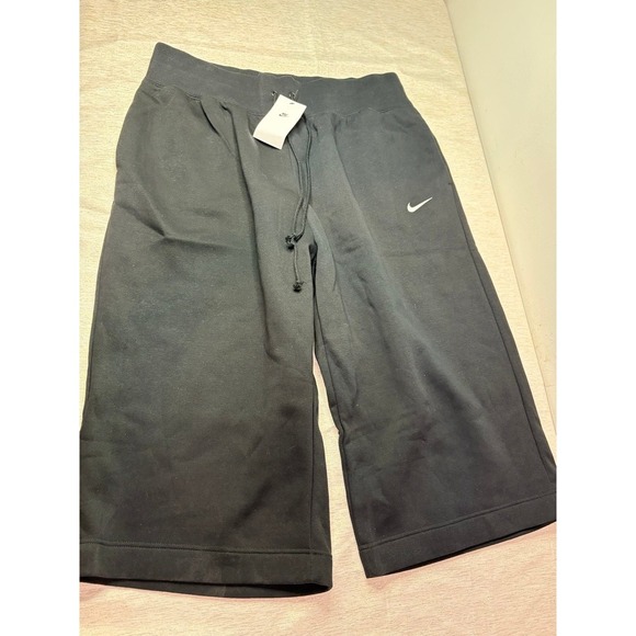NWT standard fit high rise, crop length Nike sweatpants size 2X - Picture 2 of 11